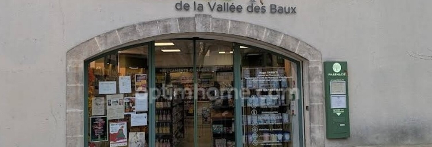 Commerce  112 m² à louer à Mouriès (13890)