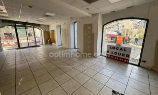 Commerce  112 m² à louer à Mouriès (13890)