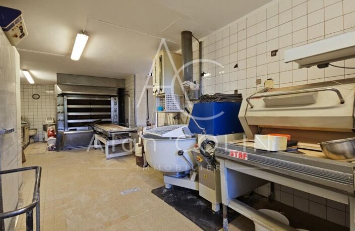 Immeuble à vendre SIERCK LES BAINS (57) - Fond de commerce + Immeuble — photo 3