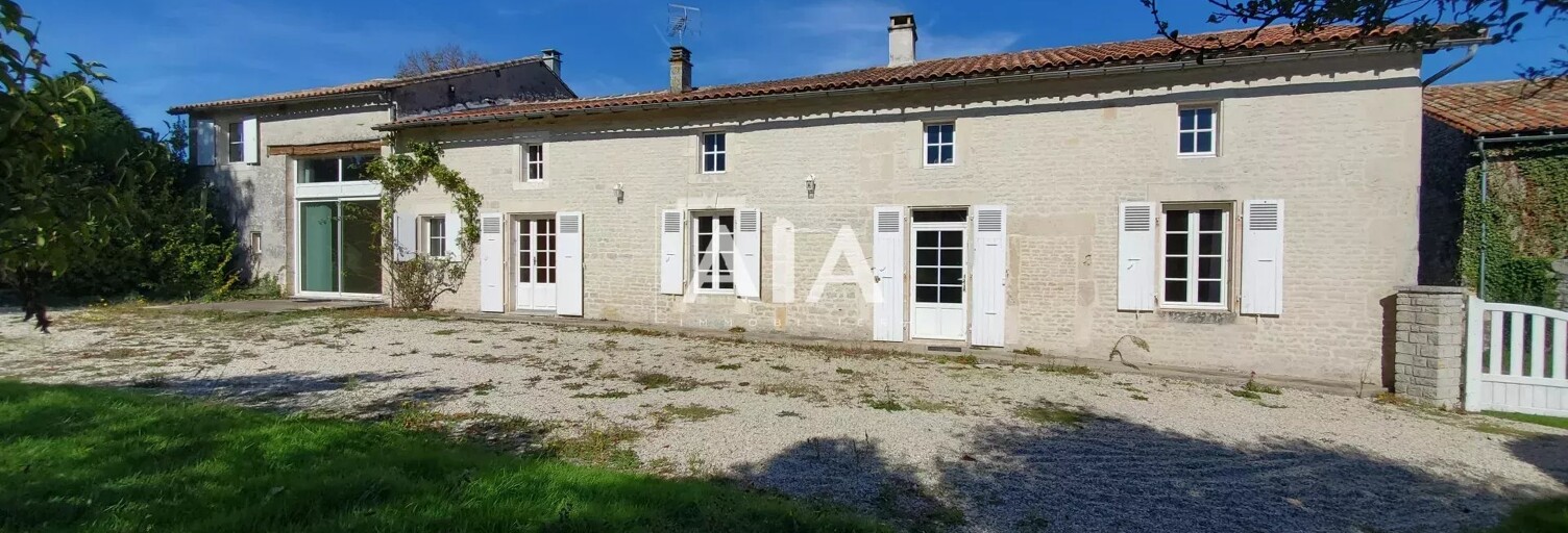 Maison 8 Pièces 200 m² à vendre à Theil-Rabier (16240)