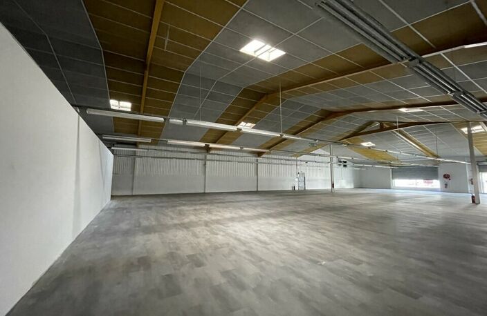 LOCAL COMMERCIAL A LOUER — photo 3