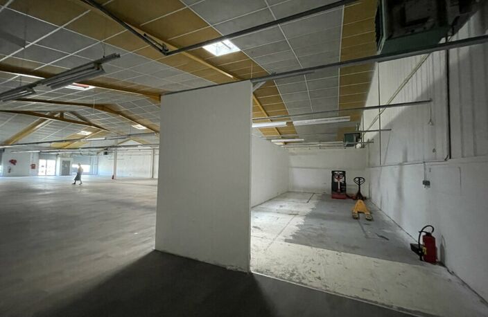 LOCAL COMMERCIAL A LOUER — photo 5
