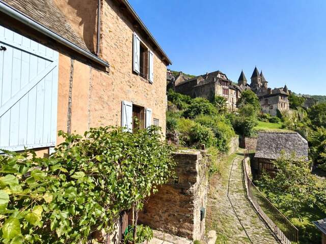 Maison de caractère au cœur de Conques-en-Rouergue ✨ — photo du bien