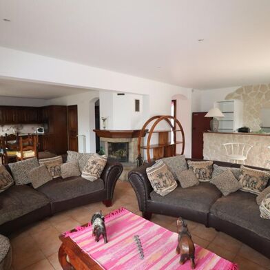 Maison 5 pièces 599000 €