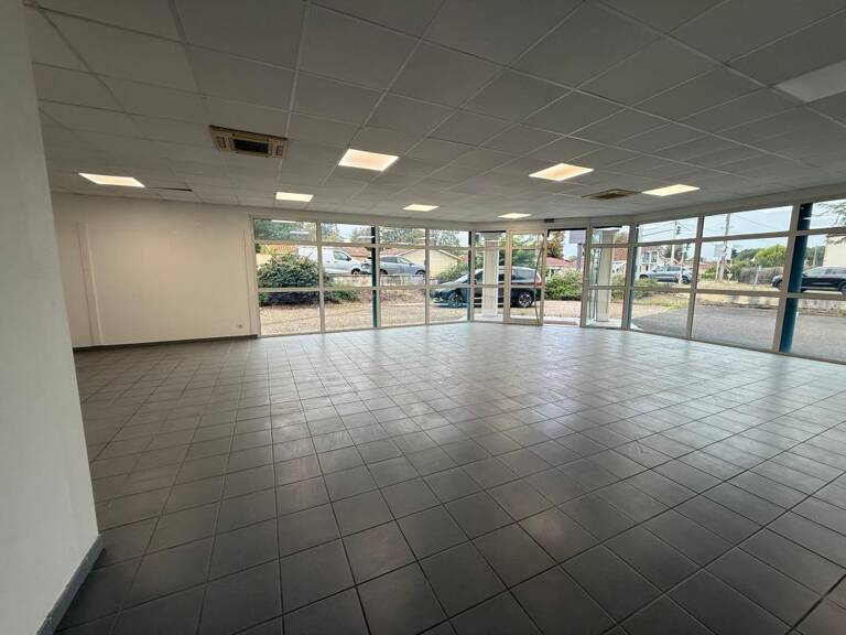 Local commercial à louer - 95.67 m² - MONT-DE-MARSAN — photo 1