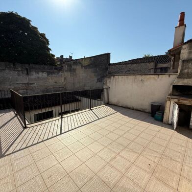 Immeuble  233200 €