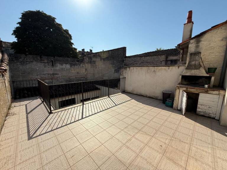 Immeuble de rapport, hyper centre de Jarnac — photo 1