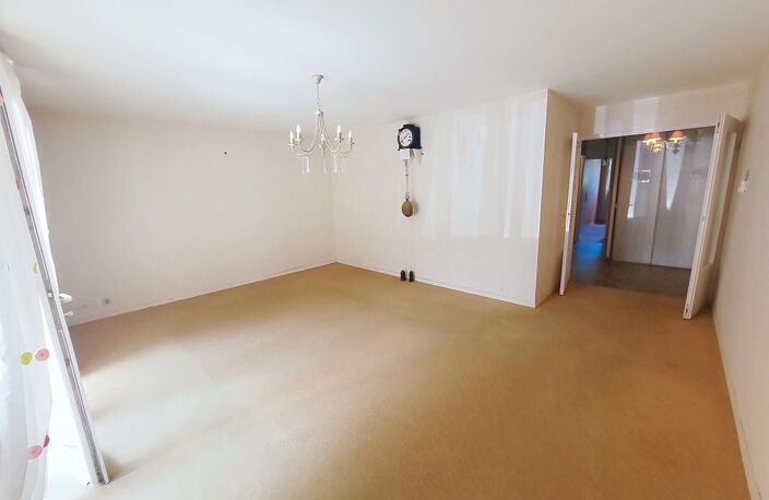 Appartement À Vendre de 102 m² avec loggia et garage privé — photo 3