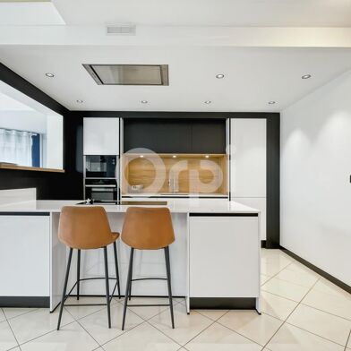 Maison 9 pièces 430000 €