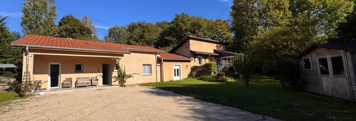 Maison 6 Pièces 161 m² à vendre à Siccieu-Saint-Julien-et-Carisieu (38460)