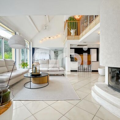 Maison 9 pièces 472500 €