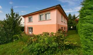 Maison 6 Pièces 202 m² à vendre à Bron (69500)