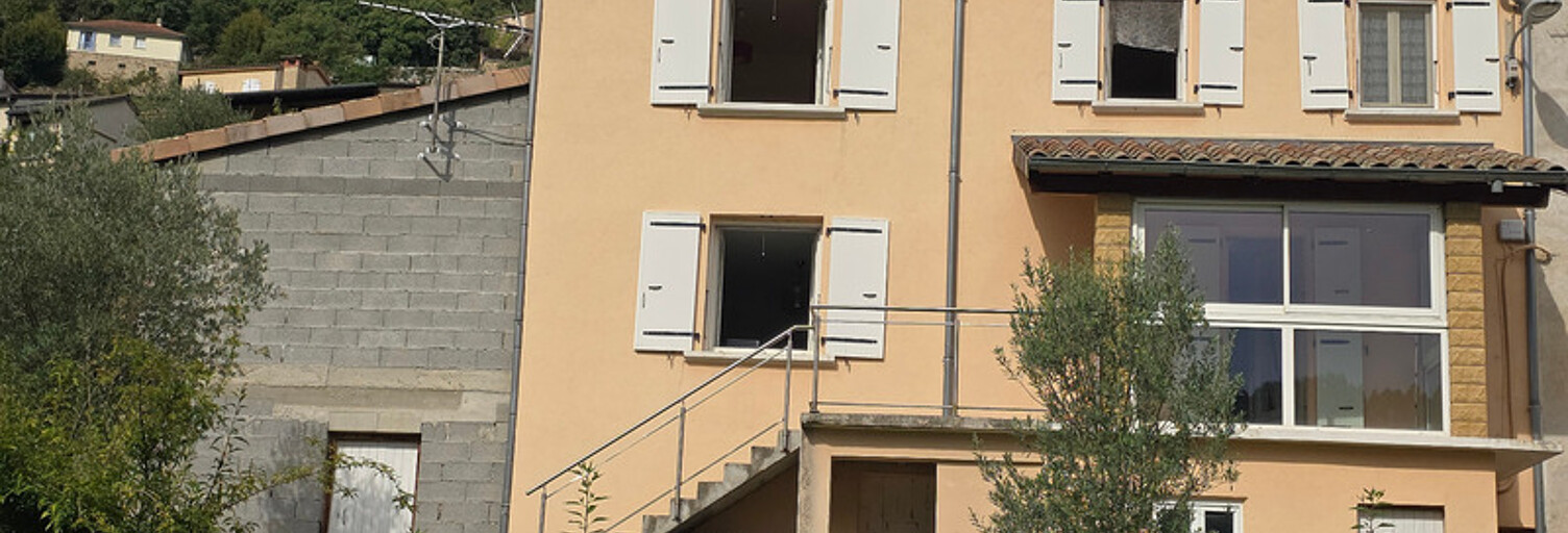 Maison 4 Pièces 74 m² à vendre à Saint-Sauveur-de-Montagut (07190)