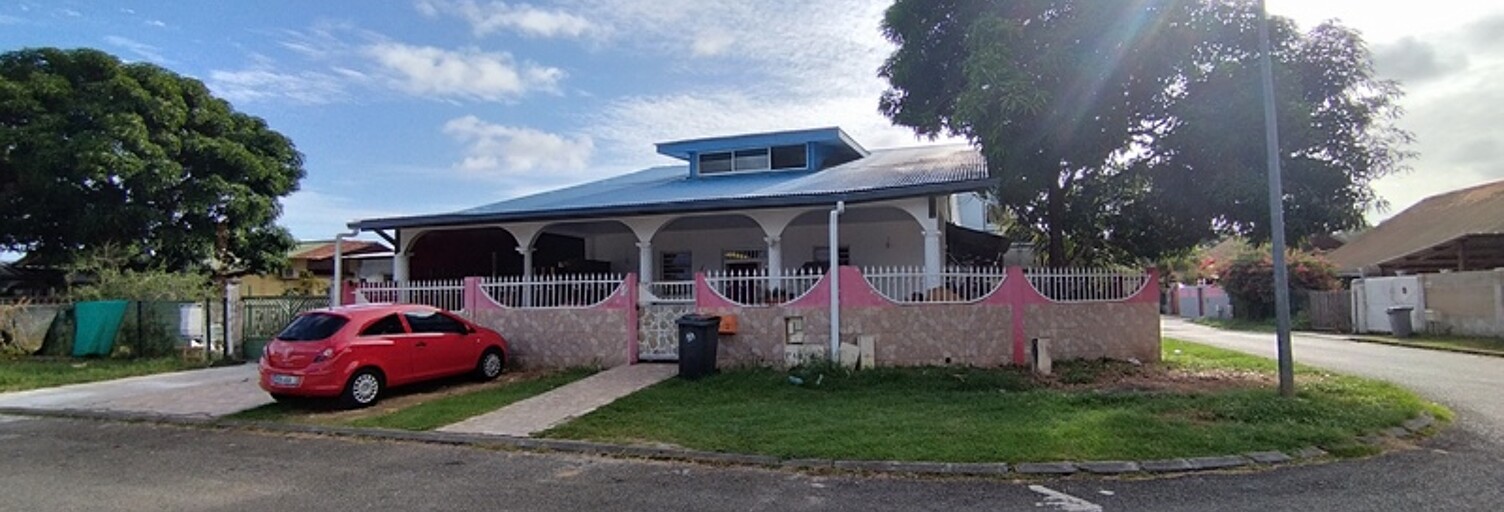 Immeuble  313 m² à vendre à Kourou (97310)