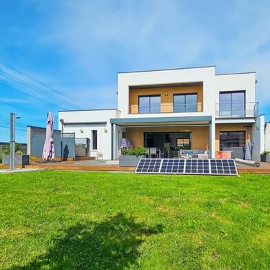 Maison 6 pièces 499000 €