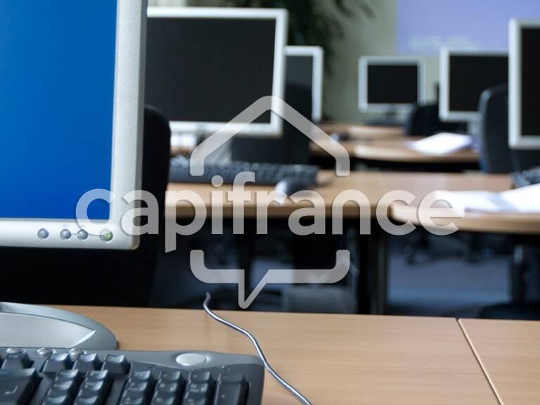 A louer BAILLY ROMAINVILLIERS (77) Bureau de 15  m2 — photo 1