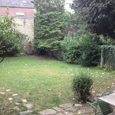 Appartement 3 pièces 700 €