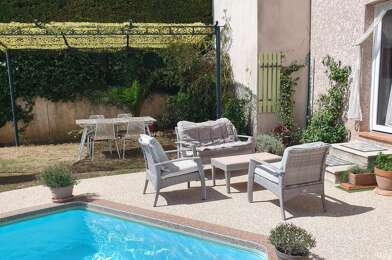 Appartement 1 pièces 900 €