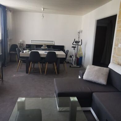 Appartement 4 pièces 930 €
