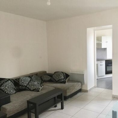 Appartement 2 pièces 870 €