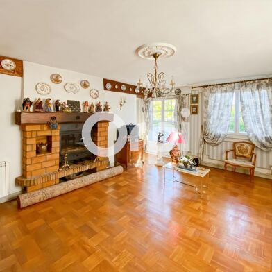 Maison 5 pièces 250000 €