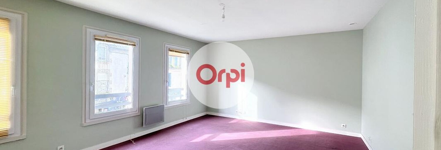 Bureau  65 m² à louer à Questembert (56230)