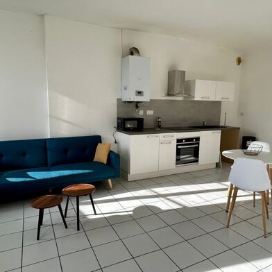 Appartement 2 pièces 450 €