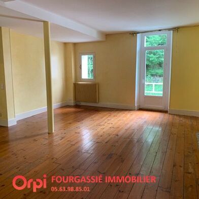 Appartement 5 pièces 730 €