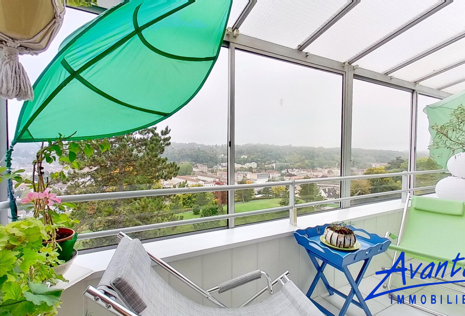 Bel appartement traversant avec loggia, parking et cellier — photo 1