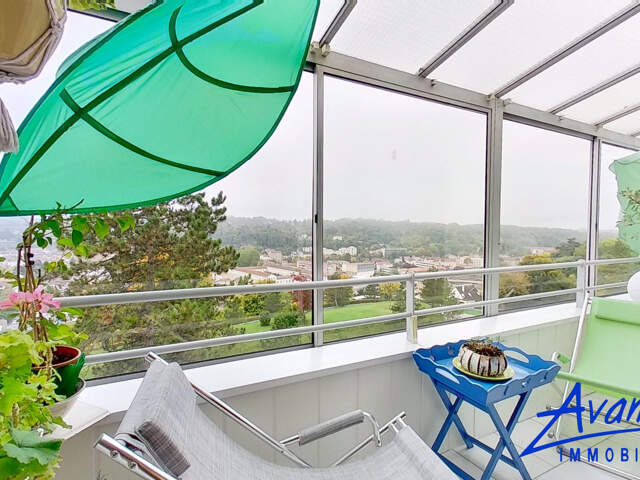 Bel appartement traversant avec loggia, parking et cellier — photo du bien