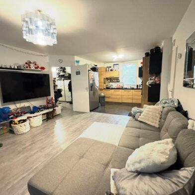 Appartement 3 pièces 243000 €