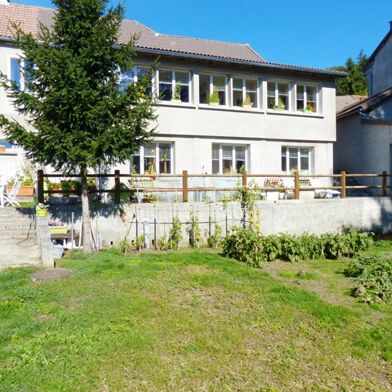 Maison 8 pièces 234000 €