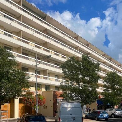 Appartement 4 pièces 290500 €