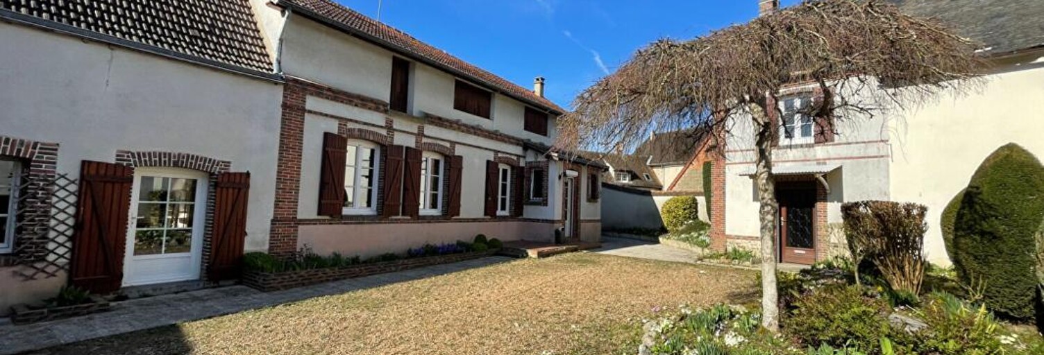 Maison 8 Pièces 165 m² à vendre à Saint-Piat (28130)