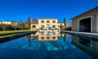 Maison 10 Pièces 250 m² à vendre à Le Thor (84250)