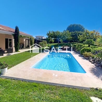 Maison 5 pièces 618000 €