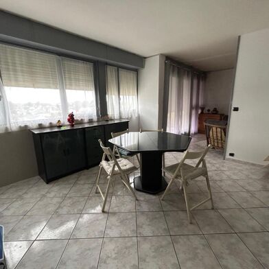 Appartement  48000 €