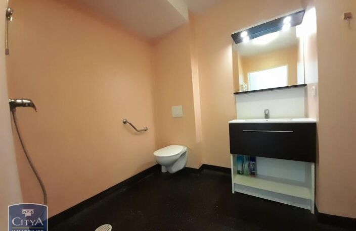 Location appartement 1 pièce 32 m² à Tours (37000) — photo 3