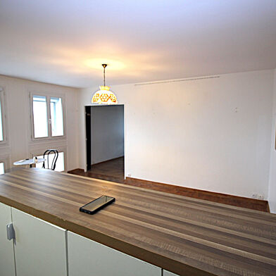 Appartement 3 pièces 139200 €