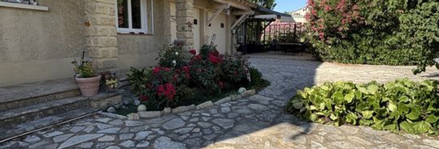 Maison 6 Pièces 160 m² à vendre à Les Angles (30133)