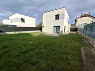 Villa de 2021 de 97 m²/ 3 chambres/ un garage — photo 2