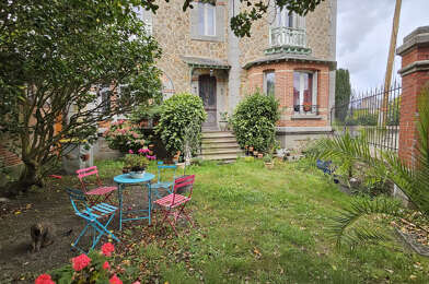 Maison 8 pièces 270400 €