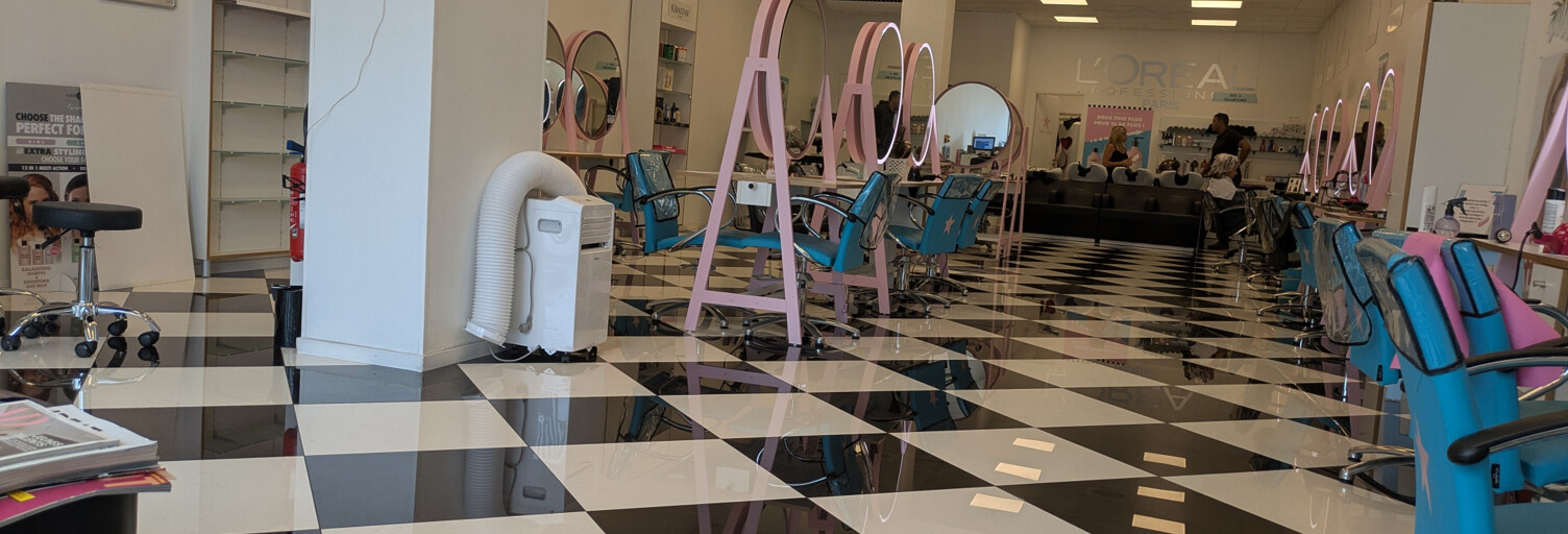 Commerce  131 m² à vendre à Villeneuve-Loubet (06270)