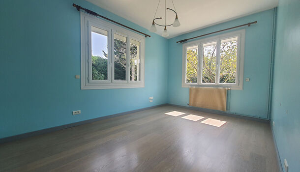 Villa / Maison 5 pièces  à louer Espoey 64420