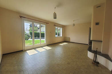 Maison 5 pièces 920 €