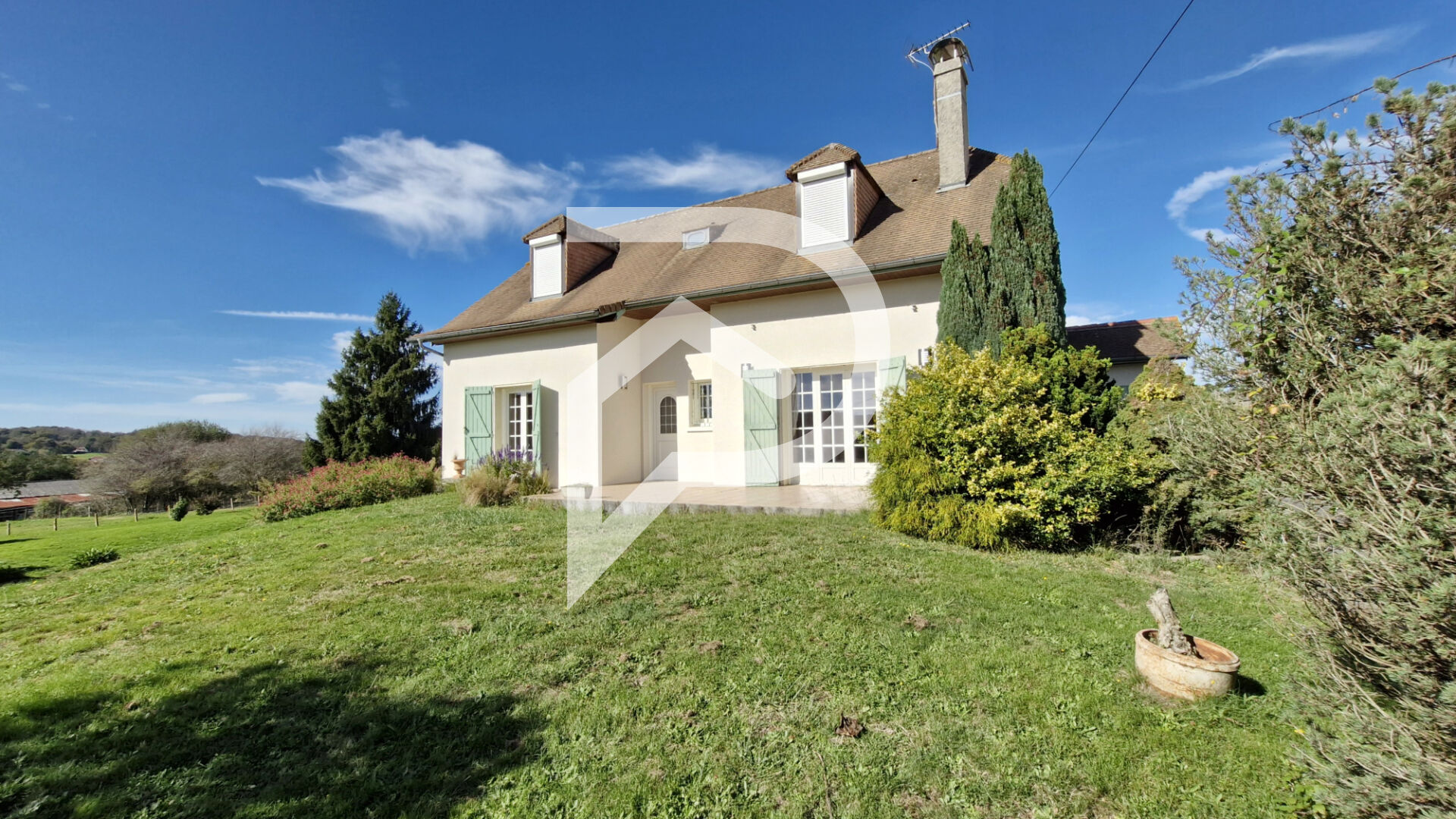 Villa / Maison  T5 à vendre Orthez 64300