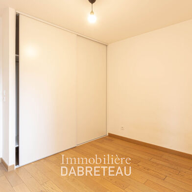 Appartement 2 pièces 840 €