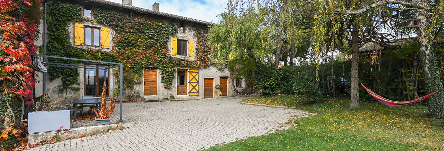 Maison 9 Pièces 225 m² à vendre à Misérieux (01600)