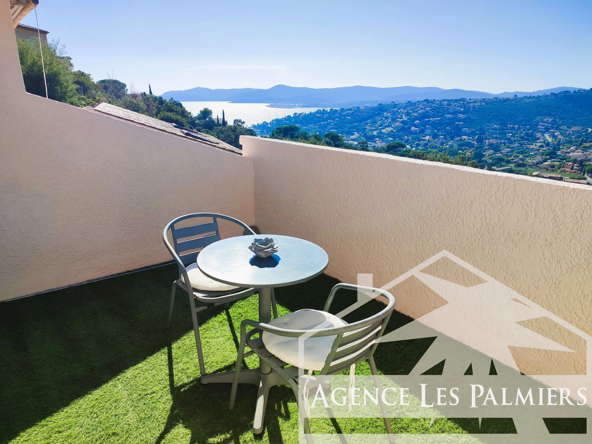 Appartement  T2 à vendre Lavandou (Le) 83980