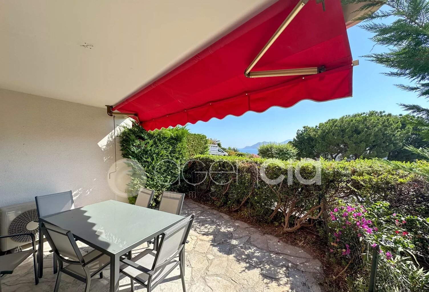 Cannes La Bocca rez de jardin — photo 1